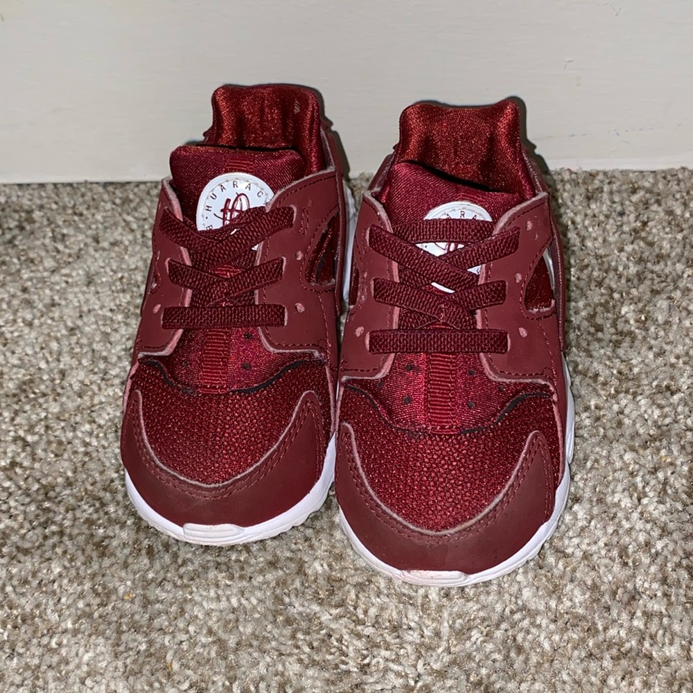 Nike Huarache Sneakers